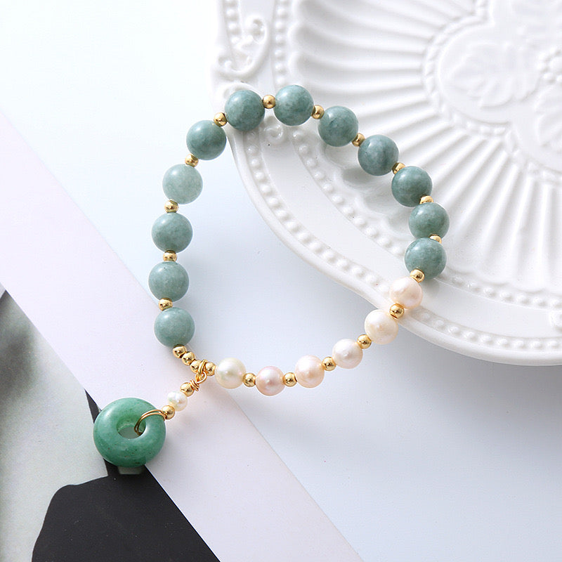 Natural Jade and Pearl Bracelet