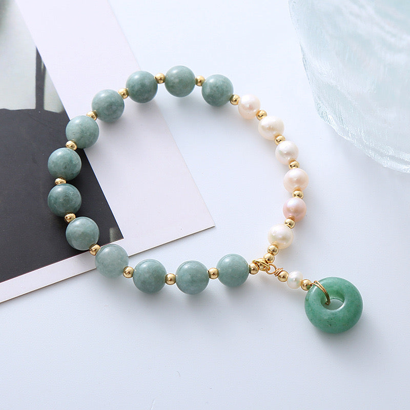 Natural Jade and Pearl Bracelet